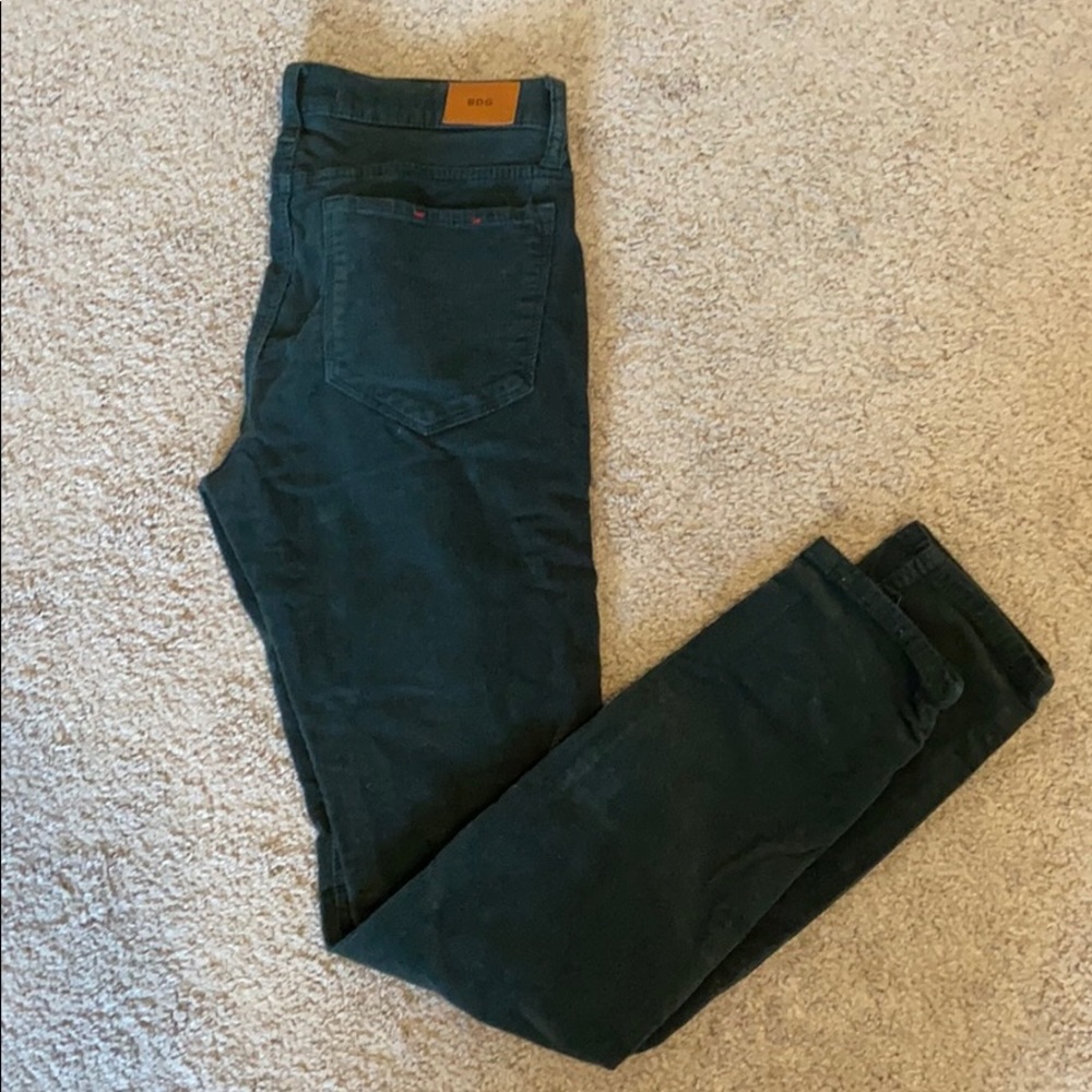 BDG Mid Rise Cigarette Ankle Jeans